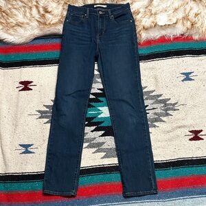 Women’s Levi’s 724 High Rise Straight Jeans 26x30